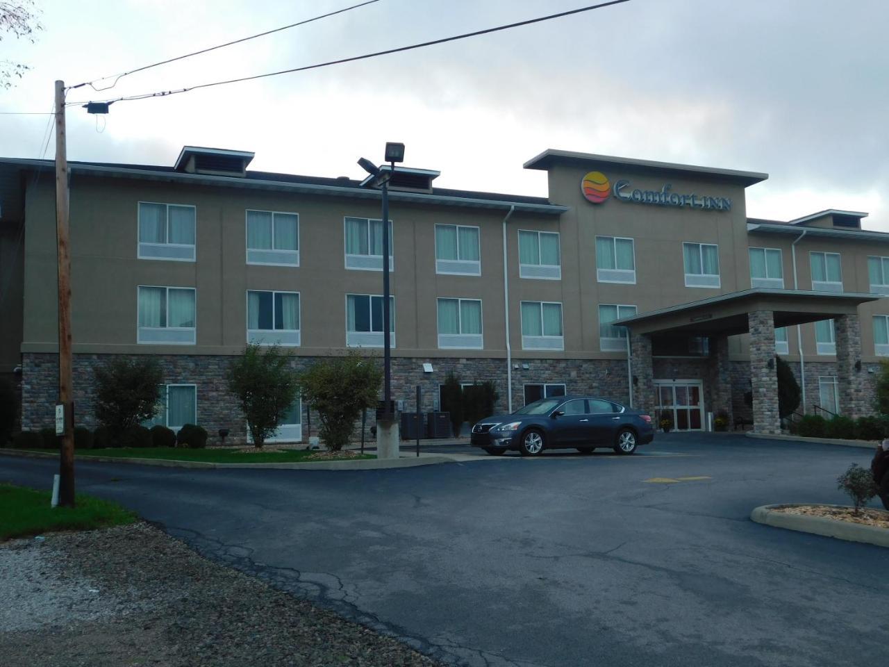 Comfort Inn St. Clairsville Exteriör bild