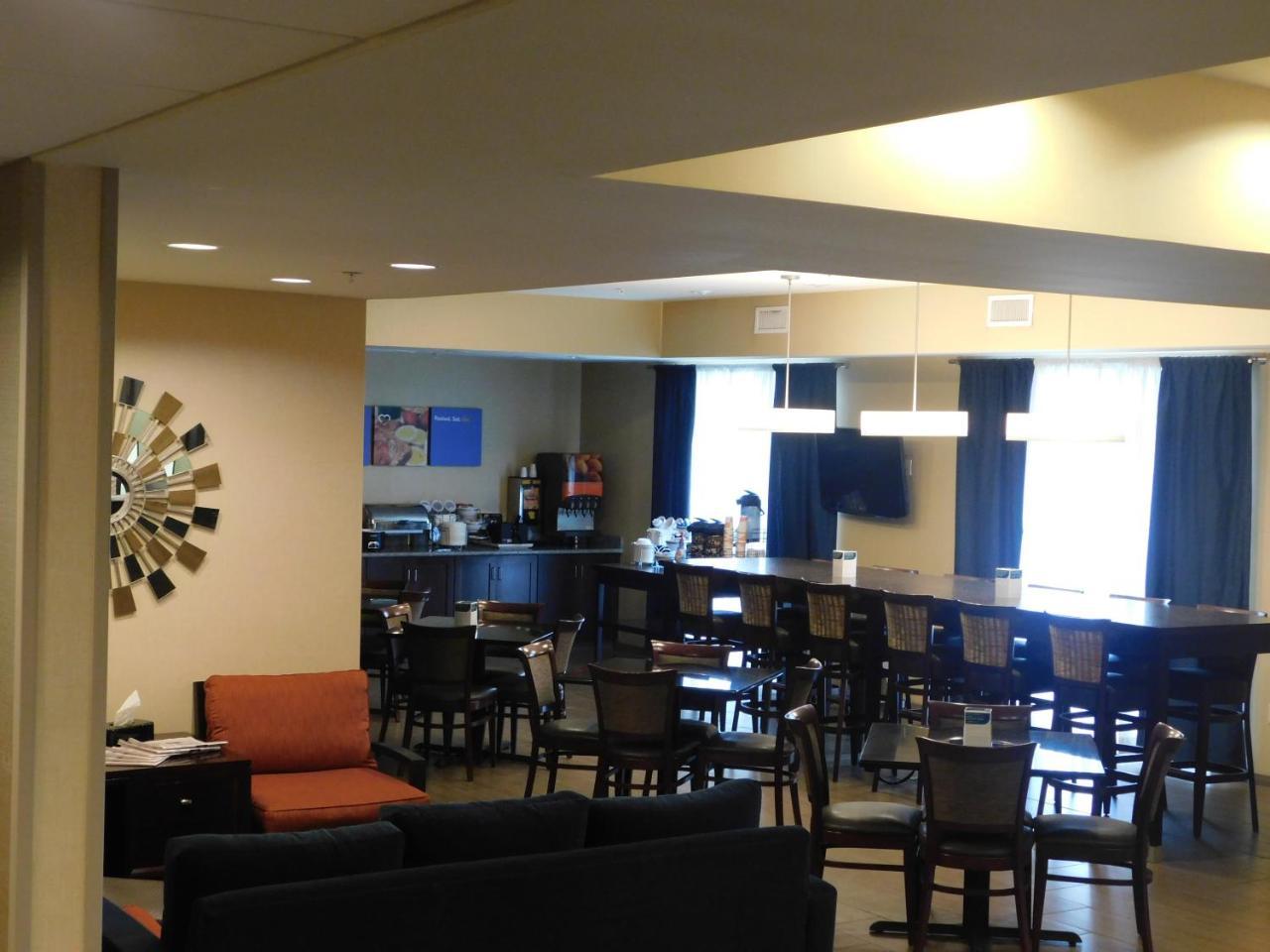 Comfort Inn St. Clairsville Exteriör bild